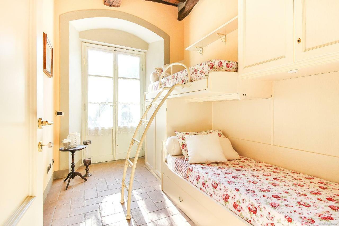 Apartment Guinigi With Private Courtyard Lucca Esterno foto