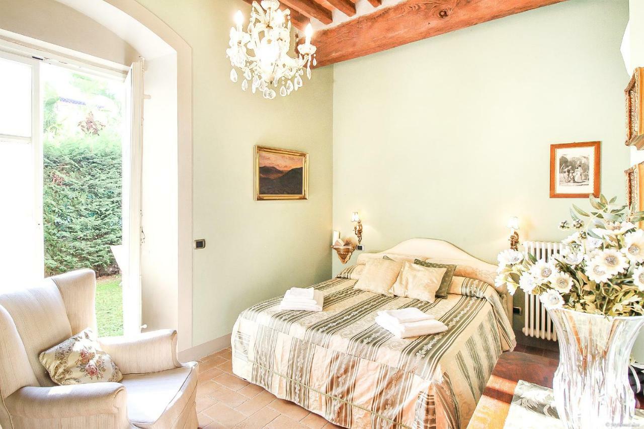 Apartment Guinigi With Private Courtyard Lucca Esterno foto