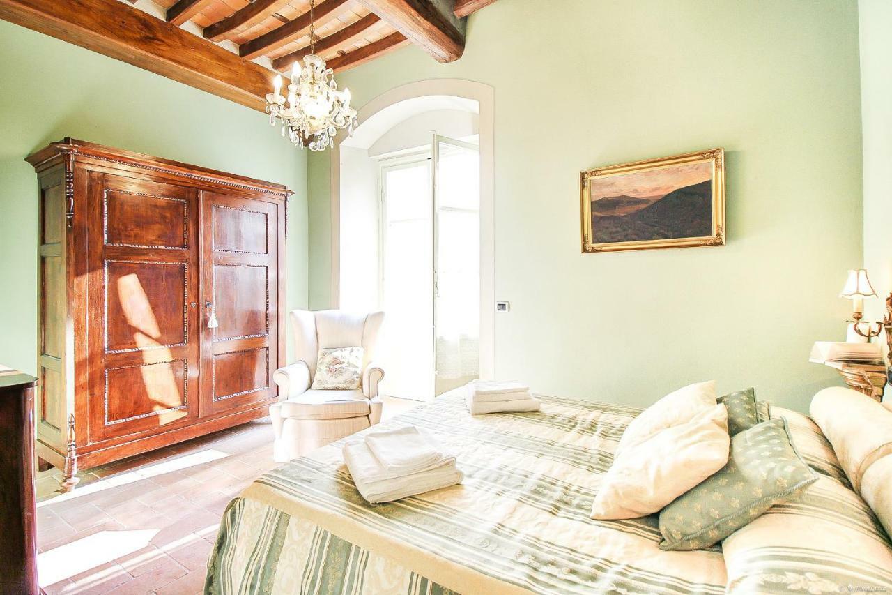 Apartment Guinigi With Private Courtyard Lucca Esterno foto