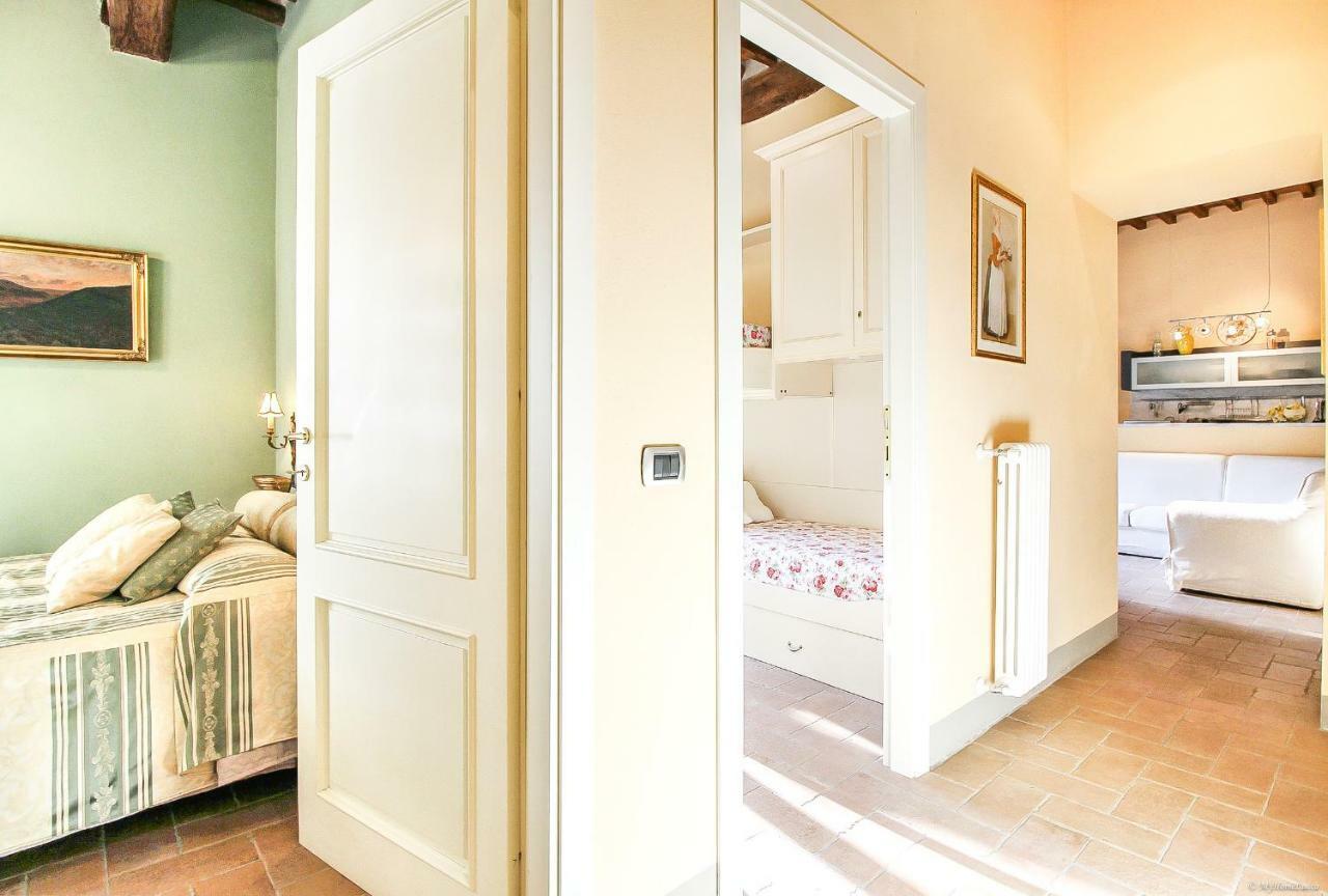 Apartment Guinigi With Private Courtyard Lucca Esterno foto